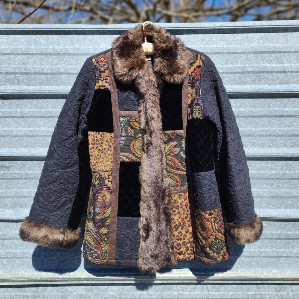 VINTAGE Faux Fur Unique Colorful Quilted Winter Coat - Picture 10 of 13